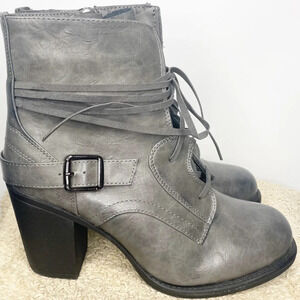 Vintage 93 Black Bianca Heeled Ankle Boot Size 8